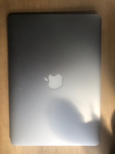 MacBook Air(13-inch 、Early 2015) \n