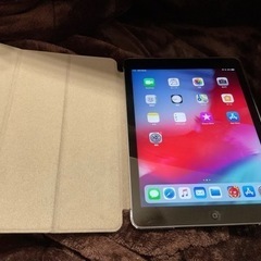iPad Air 本体 Wi-Fi モデル Apple ケース付...
