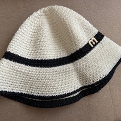 【新品】麦わら帽子　レディース　ファッション小物