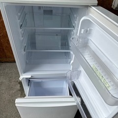 E2307 SHARP 137L 2015年