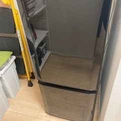 MITSUBISHI  冷蔵庫　2016年製　146L 