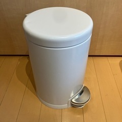 ゴミ箱　simplehuman 4.5L