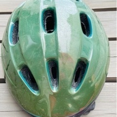 ヘルメット　3歳〜8歳　サイズ50・56センチ