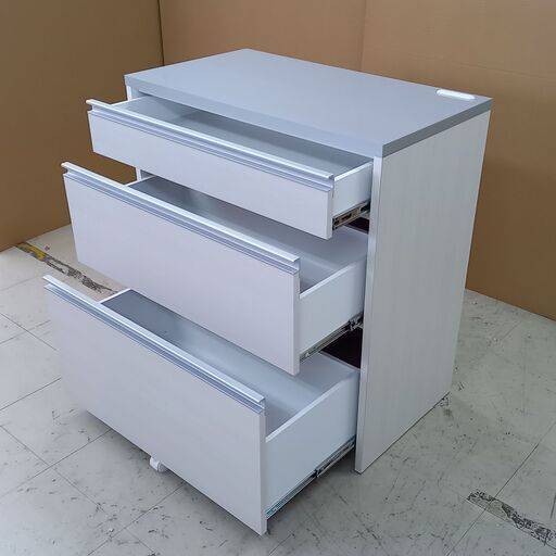 IKEA・極上品】 ぽ 高級ガラス扉仕様PAX/AULI・ワードローブ LED付  