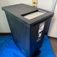 TOMBO UNEED プッシュ&ペダル　ゴミ箱　ダストボックス...