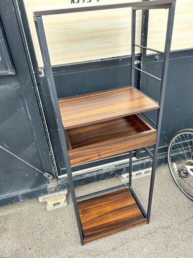 苫小牧発 スチール×木目調キャビネット スチールラック 収納家具 スライド棚付き used
