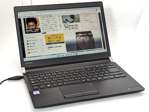 中古美品 13.3インチ 高速SSD ノートパソコン 東芝TOSHIBA R73/M 第7世代Core i3 8GBメモリ 無線 Bluetooth Windows11 Office 保証付
