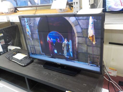 ID512122　32型ＴＶ　シャープ　2010年製　※B-CAS(赤)カード