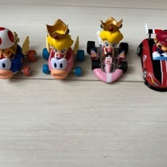 【新品】マリオカートフィギュア プルバックカー