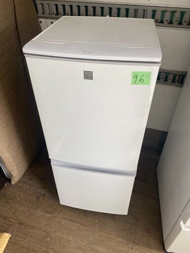 NO96❗️2019年式 配送無料 シャープ 137L 2ドアノンフロン冷蔵庫 keyword キーワードホワイト SJ14E7KW