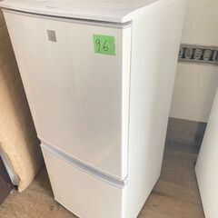 NO96❗️2019年式 配送無料 シャープ 137L 2ドアノンフロン冷蔵庫 keyword キーワードホワイト SJ14E7KW