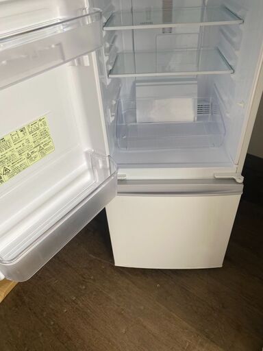 NO96❗️2019年式 配送無料 シャープ 137L 2ドアノンフロン冷蔵庫  
