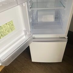 NO96❗️2019年式 配送無料 シャープ 137L 2ドアノンフロン冷蔵庫 keyword キーワードホワイト SJ14E7KW