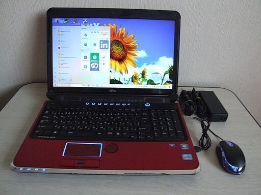高速SSD240GB搭載 第二世代 Core i7-2630QM （4コア/8スレッド）8GB　Fujitsu LIFEBOOK AH77/D　ノートパソコン　(4145）
