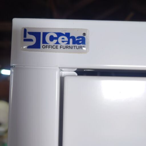 取引成立】Ceha Office Furniture 4列2段 8人用ロッカー 鍵あり【中古】 - ロッカー