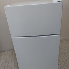 MAXZEN　マクスゼン　2ドア冷蔵庫　JR087ML01WH　2023年製　中古品
