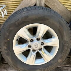 95プラド純正アルミホイール　タイヤほぼ新品
