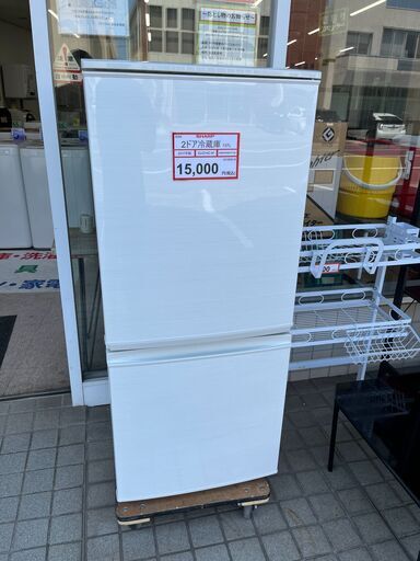 2ドア冷蔵庫❕SHARP❕早い者勝ちです❕ゲート付き軽トラ”無料貸出❕J246
