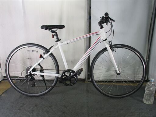Ｄ534　★16800円★整備済み スポーツ中古自転車 【クロスバイク　白　46ｃｍ】