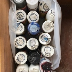 スプレー缶　塗料