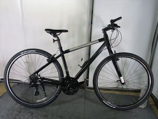 Ｄ546　★27800円★整備済み スポーツ中古自転車 GIANT SEEK R3【クロスバイク　黒　45ｃｍ　Ｍ】