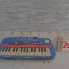 電子ピアノ　A2161