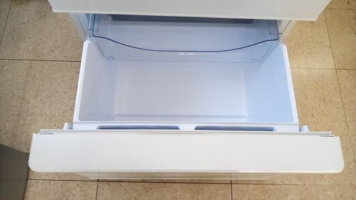 店長値引き★ジモティ割あり★ AQUA 冷蔵庫 355L 20年製 動作確認／クリーニング済み TJ5454 店長値引き☆ジモティ割あり☆ AQUA 冷蔵庫 355L 20年製 動作