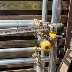 メダカ飼育用棚　　　自転車置き場
