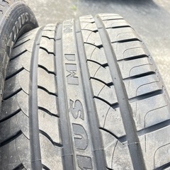  新古品タイヤ　 4本　245/50ZR18  