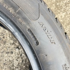  新古品タイヤ　 4本　245/50ZR18  