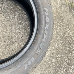  新古品タイヤ　 4本　245/50ZR18  