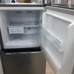 【1年保証付き】Hisenseの2ドア冷蔵庫(HR-B2302)のご紹介です