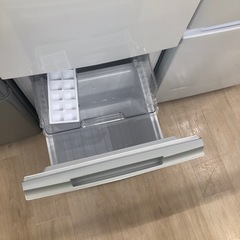 【6ヶ月保証付き】SHARPの2ドア冷蔵庫(SJ-18E8-KW)のご紹介です