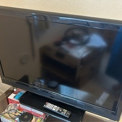 40インチテレビ 2010年製  使用感問題なし　リモコン付き