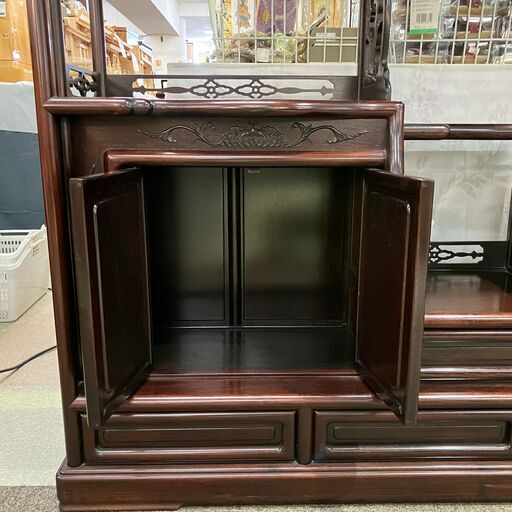 岐阜店限定飾り棚 CT-4 WM 松竹梅彫 総花梨 和テイスト ※引き戸は両面  