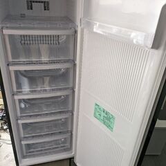 冷凍庫　MITSUBISHI MF-U14D-B　2019年製