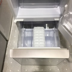 2ドア冷蔵庫  ガラストップドア