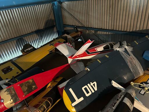 大型ラジコン飛行機　ラジコンクラブ　倉庫保管中 大型ラジコン飛行機 ラジコンクラブ 倉庫保管中