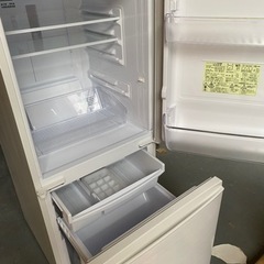 2020年製　シャープ冷蔵庫