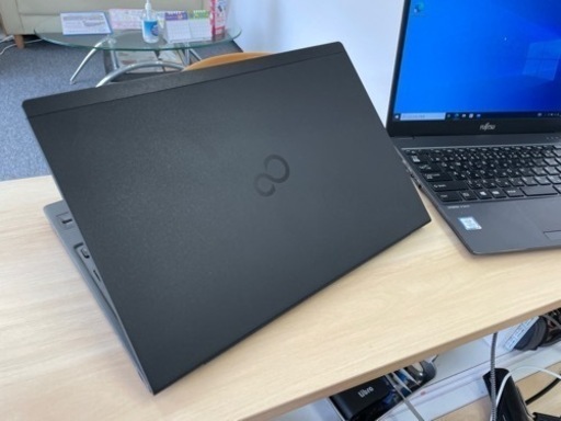 Core i5-8350U搭載の軽量ノートPC「LIFEBOOK U938/S」が32,980円、中古品