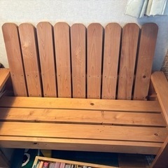 木製ベンチ、ガーデニング
家具
