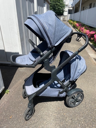 【値下げ】NUNA 2人乗りベビーカー demi grow、ベビーシート2つ、ベビーコット、レインカバー、フットマフ、カーシートアダプター2つ等