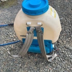 背負動力噴霧機