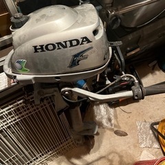 決まりました。ホンダ4サイクル2馬力船外機ジャンク品