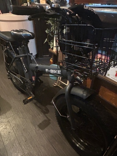 折りたたみ電動自転車　E-BIIE