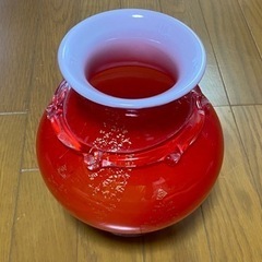 花瓶　壺　赤色　中古品　美品　270701ー5ー1
