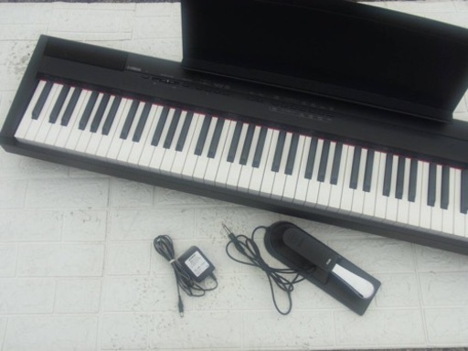 ヤマハ電子ピアノ　P-105B