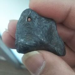 貴重！ギベオン隕石　原石60g　穴有り