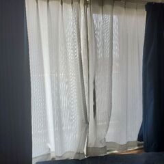 掃出し窓用遮光カーテン(レースカーテン付)使用年数2年弱