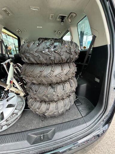 12日まで限定 アウトドア用 タイヤ 25X8 12 サイズ 4本 ホイル4本 